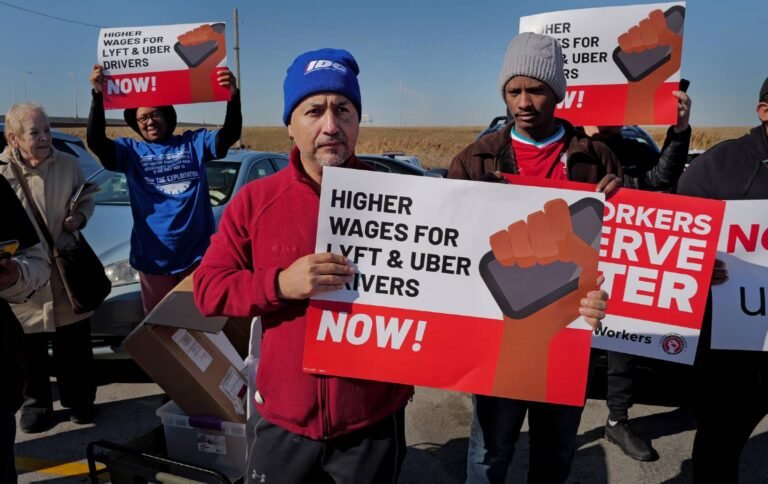 In Chicago, a Coalition of Unions, Community Organizers, and Riders Have Forced Uber to Come to the Table