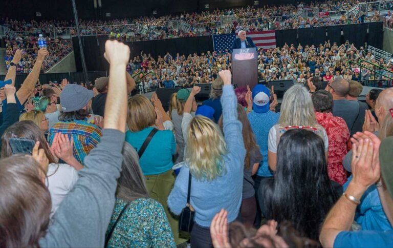 Working-Class Voters Are Not Centrists