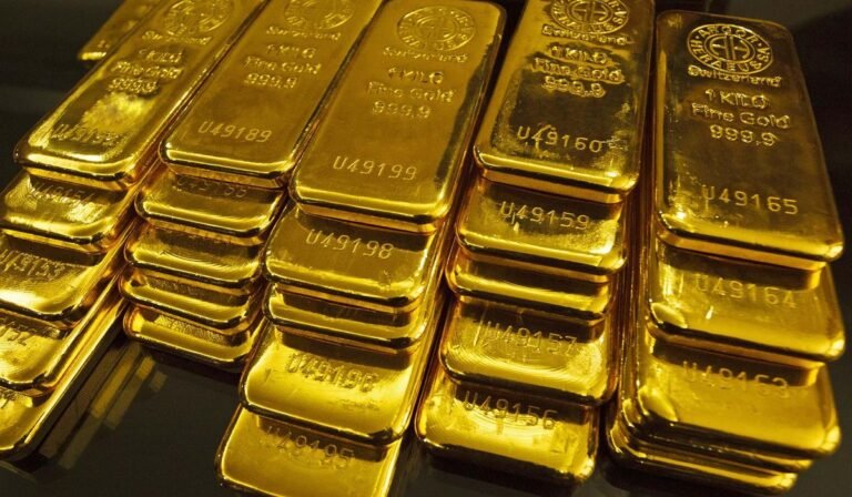 Ex-CIA senior official charged in $40 million gold bar theft