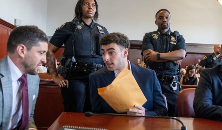 Luigi Mangione’s lawyers reverse course, say they won’t pursue a psychiatric defense