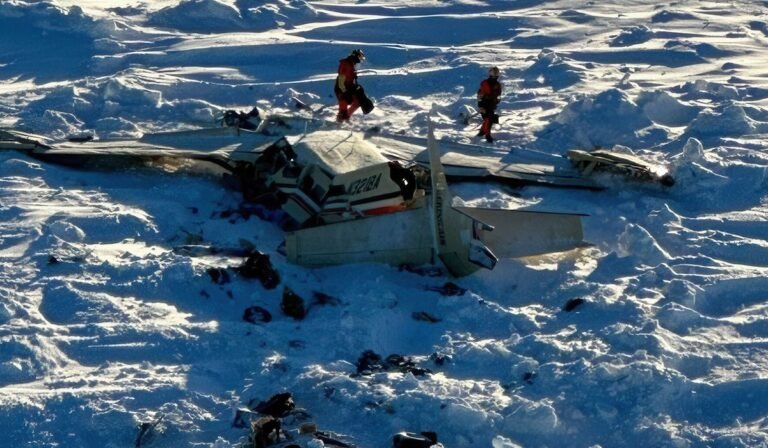 Probe cites history of overweight flights, inadequate oversight in crash that killed 10 off Alaska