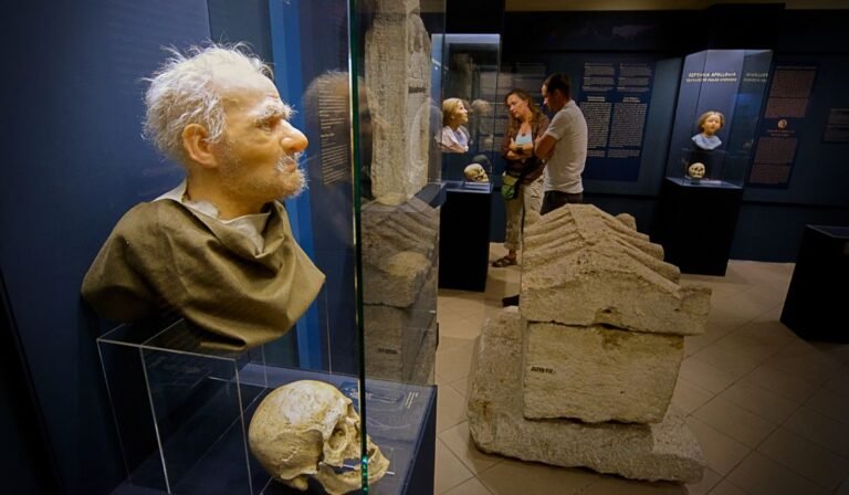 Exhibition in Hungary brings forgotten faces to life