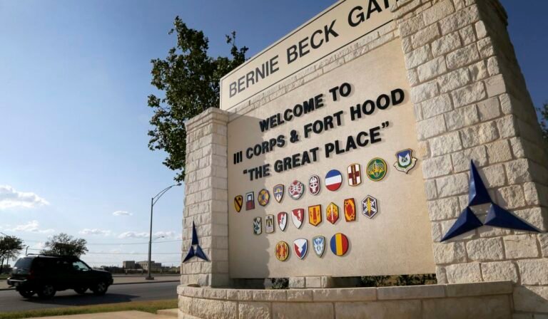 Army officials close dining facility at Fort Hood in Texas that was infested with roaches