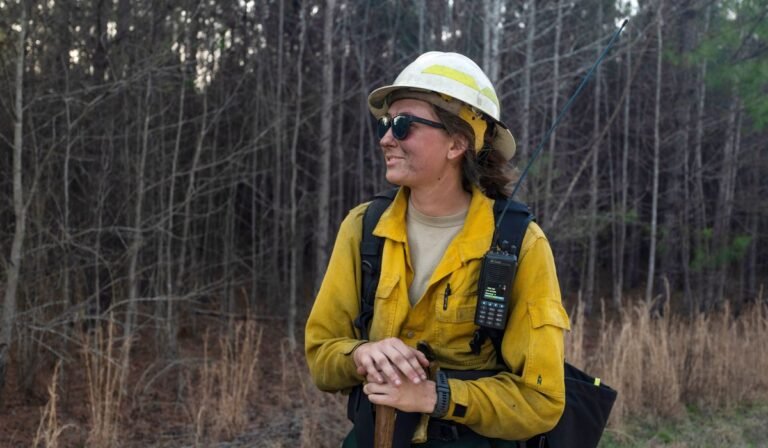 Memorial service to honor firefighters killed on Colorado-Utah border