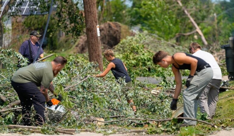 Powerful tornado leaves widespread damage in Wisconsin but time of day may have saved lives