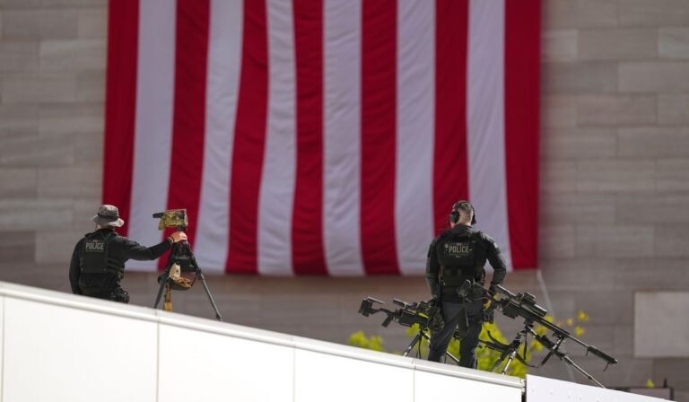 Three Secret Service officials placed on administrative leave pending investigation
