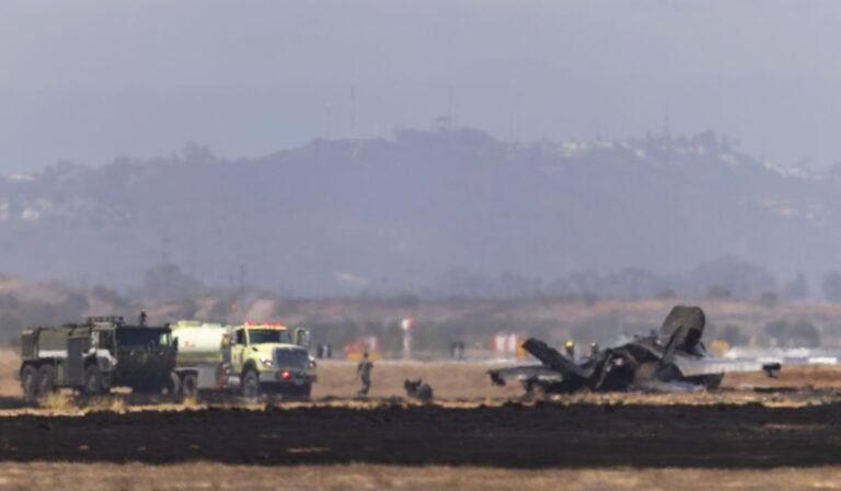 F-35 jet crashes at Marine Corps base in San Diego