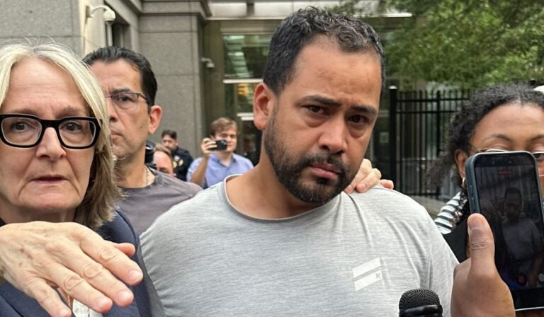 Operator of capsized jet boat charged with negligence in death of woman, baby